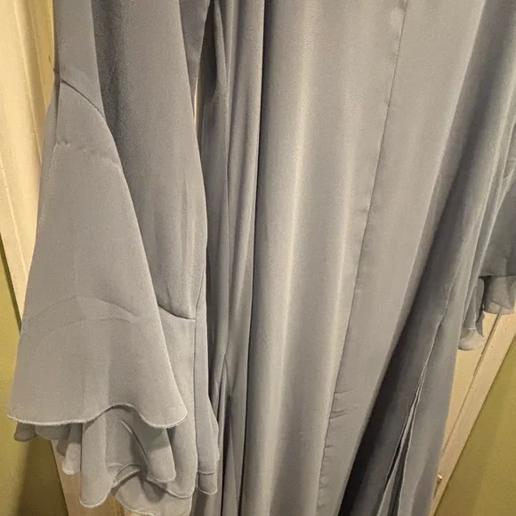 Elegant H&M Edition Light Blue Ruffle-Sleeve V-Neck Long Dress. Sz Large - Picture 3 of 7